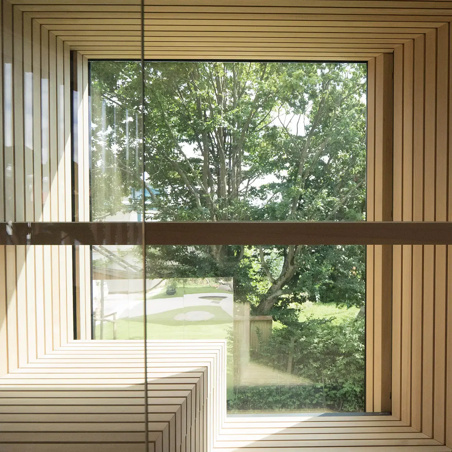 Sauna mit Panoramablick im Drehhaus Kylie in Heuchelheim, entworfen von Gronych+Dollega Architekten (mobil)