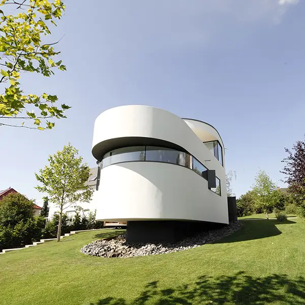 Seitenansicht des Wohnhauses An Steins Garten in Gießen – moderne Architektur von Gronych + Dollega Architekten