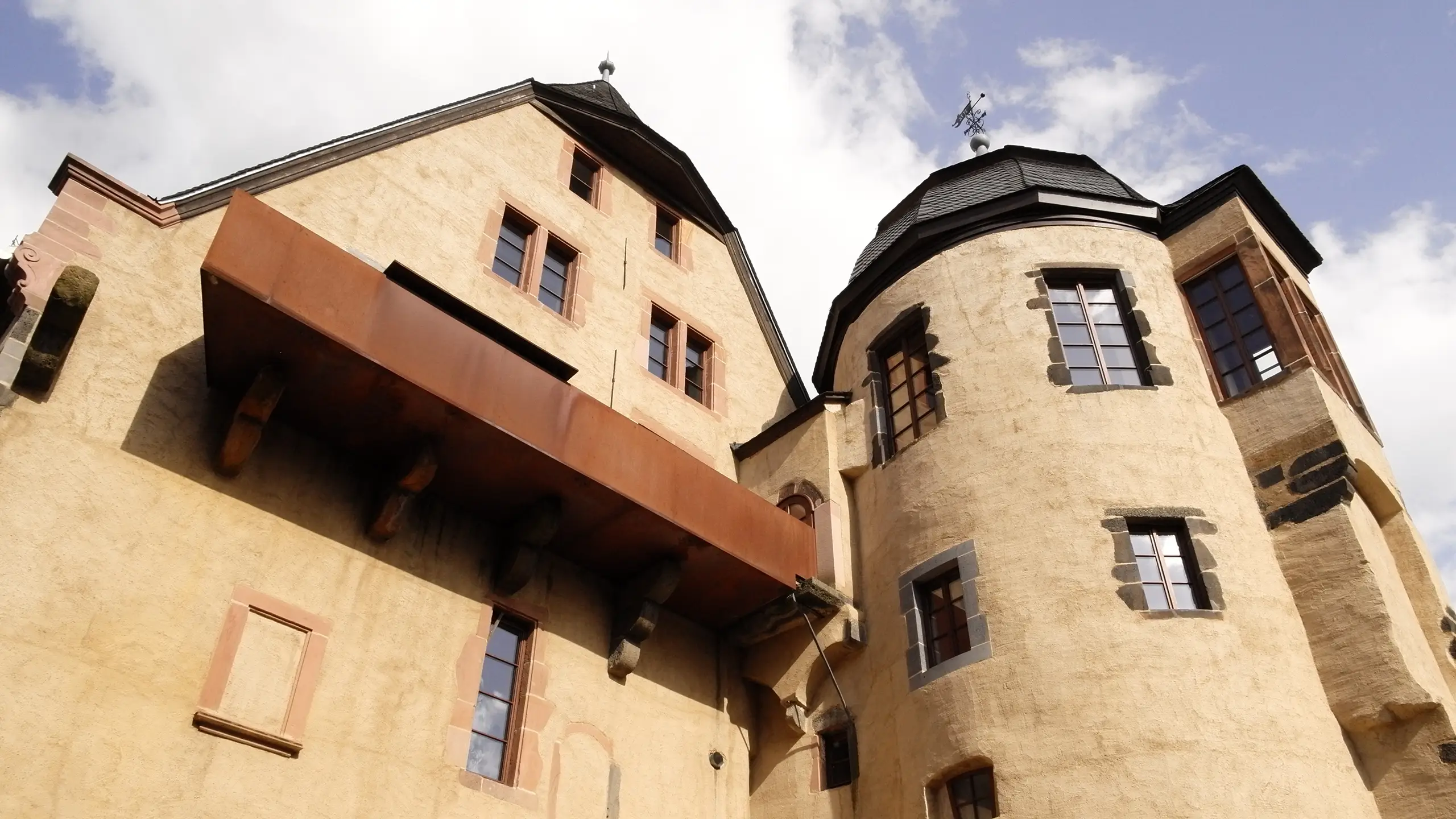 Solmser Schloss Butzbach – Außenansicht nach der Revitalisierung
