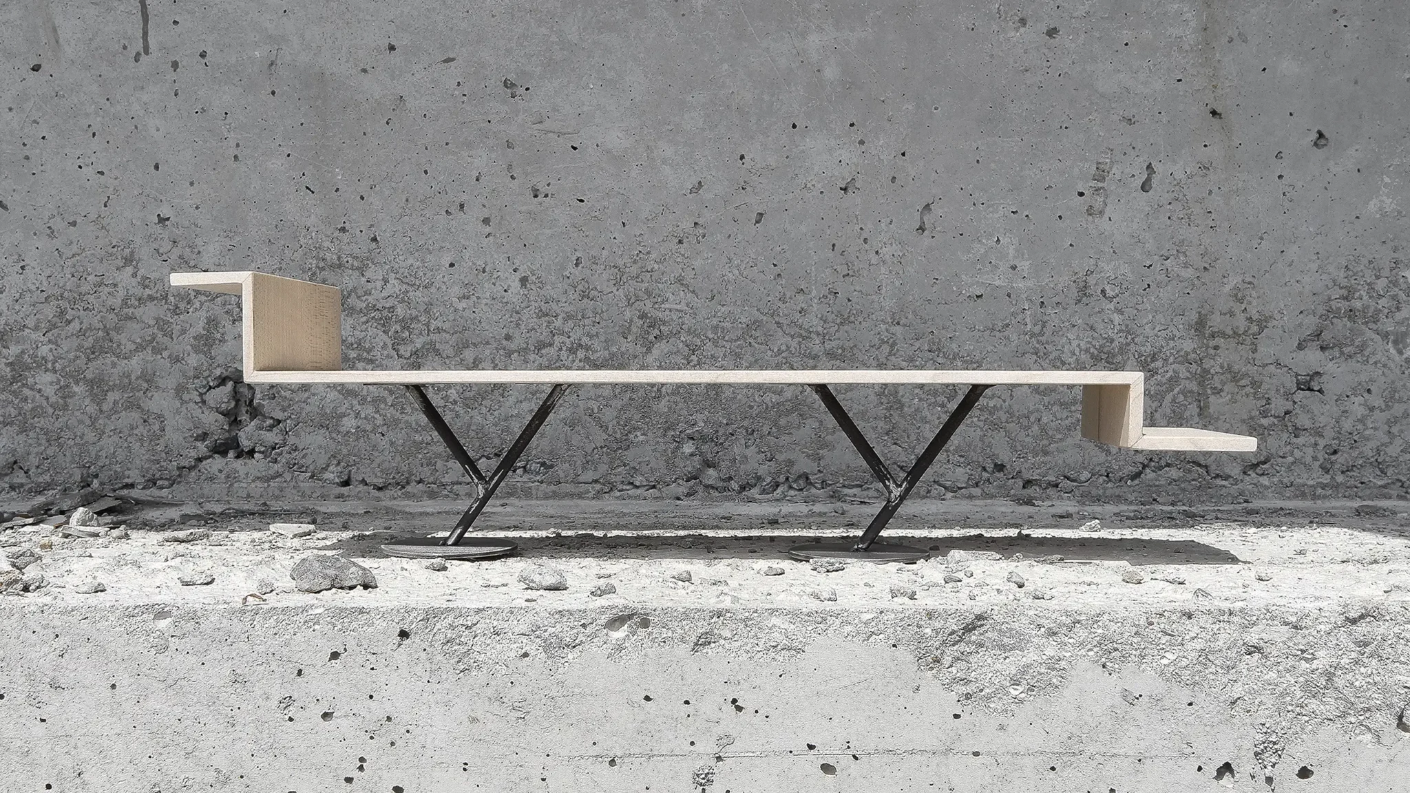 *worker Arbeitstisch von Gronych + Dollega Architekten