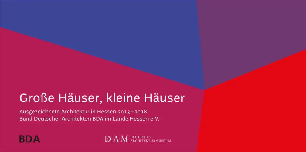 Flyer zur Ausstellung Große Häuser, kleine Häuser im Deutschen Architekturmuseum Frankfurt mit der Villa im Hardtwald